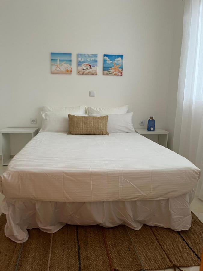 Bright, Luxury And Modern Less Than 500M -Beach Apartment Santa Maria Bagian luar foto